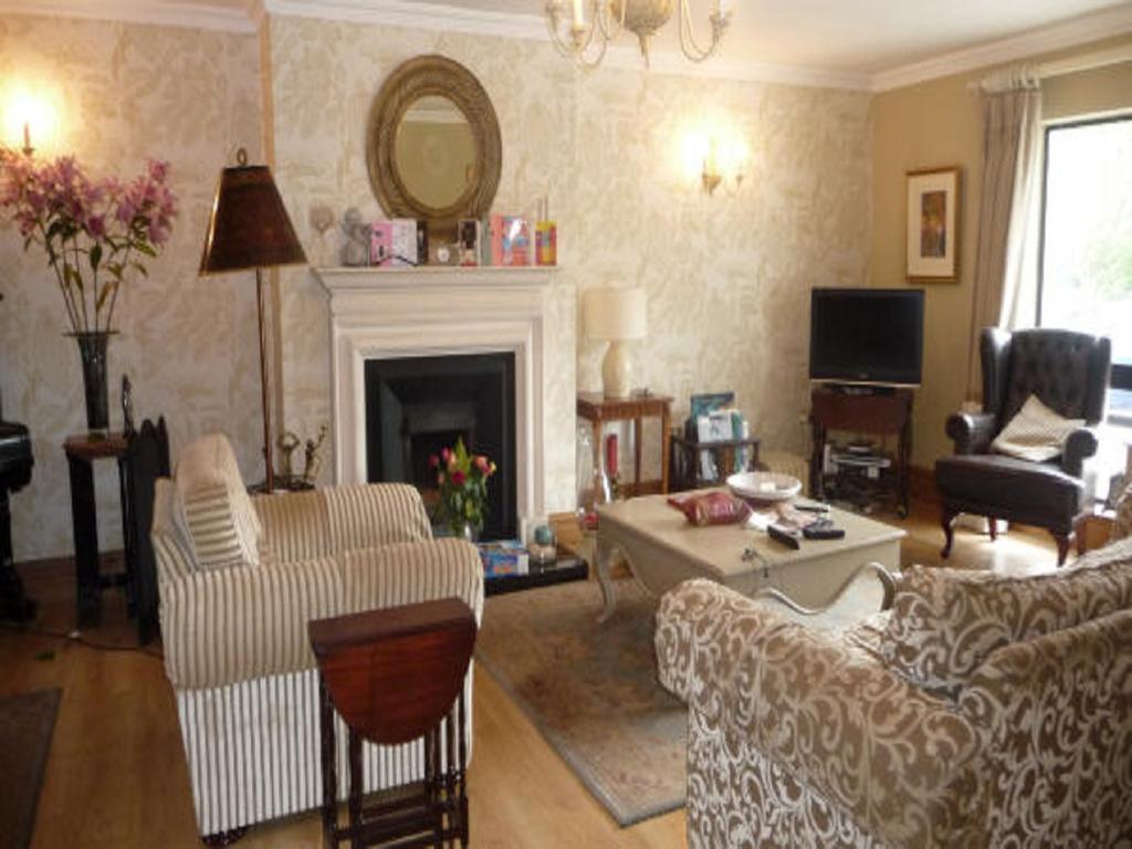 Carrigshane House Acomodação com café da manhã Midleton Exterior foto